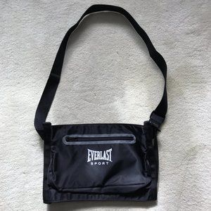 everlast sling bag